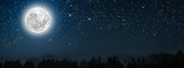 Montanha Fundos Céu Noturno Com Estrelas Lua Nuvens — Fotografia de Stock