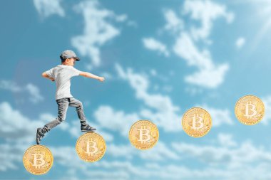 Büyüme işi konsepti. Genç işadamı kariyer basamaklarını tırmanıyor