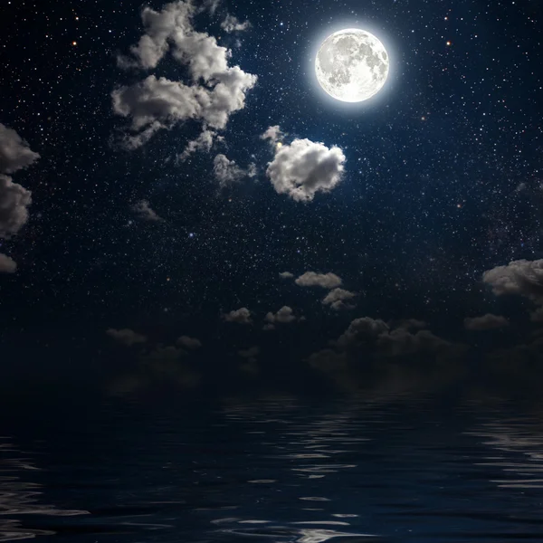 Lua em um céu de estrela de fundo — Fotografia de Stock