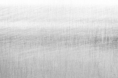 Fırçalanmış metal dokusu, şeffaf arkaplanda ince çizikler ve endüstriyel gümüş yüzey ile yalıtılmış..