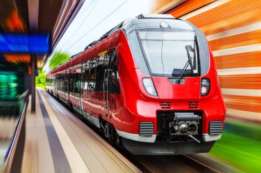 modern yüksek hızlı tren