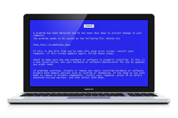 Ноутбук с синим экраном критической ошибки ОС — стоковое фото