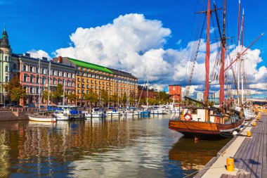 Helsinki, Finlandiya eski kasaba pier