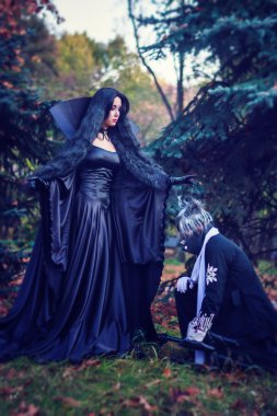 Gizem cadı ve onu köleniz