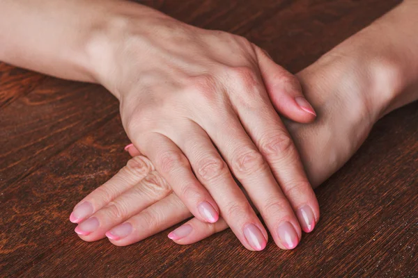 Frans nagel kunst in lichte roze kleur — Stockfoto