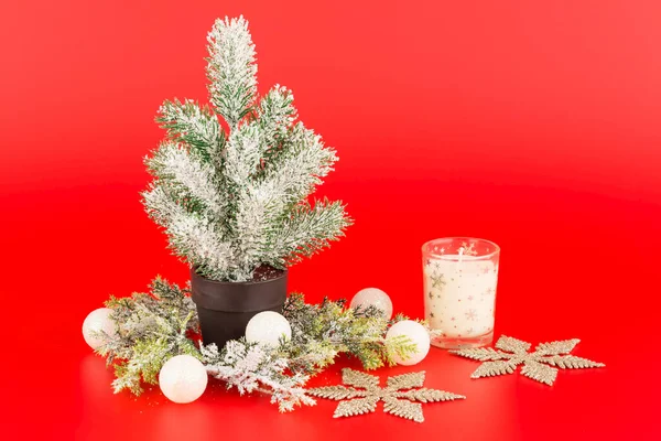 Sapin Noël Pot Bougie Verre Flocons Neige Boules Blanches Sur — Photo