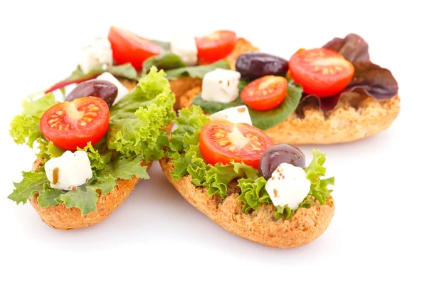 Sandwiches with rusks and vegetables — Stock Photo, Image