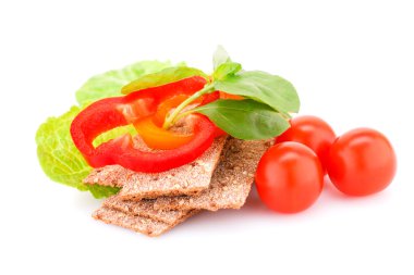 Taze sebze ile kraker