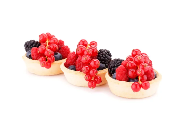 Свежие ягоды в тарталетках — стоковое фото