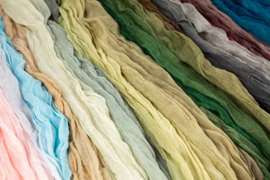 Arkaplan olarak renkli kumaş dokusu, yatay resim.