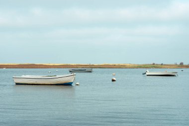 Kuzey Almanya 'da Baltık Denizi' nde küçük boncuklu kırsal bucht fotoğrafı