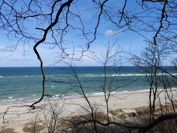 Blaue Ostsee Mit Weißem Sand Und Wolkenverhangenem Himmel Norddeutschland — Stockfoto