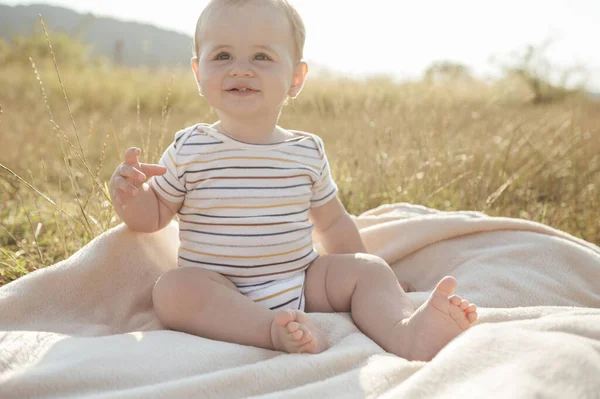 Happy Adorable Baby Boy Beautiful Eyes Sitting Blanket Field Sunlight — Stock Photo, Image