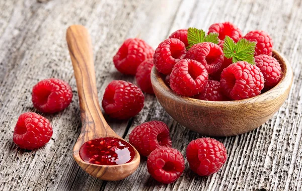 Raspberry jam with berry — Stock Photo, Image