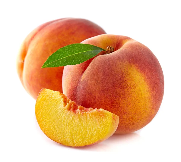 Ripe peaches with slice — Stock Photo, Image