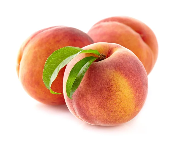 Fresh peaches in closeup — Stock Photo, Image