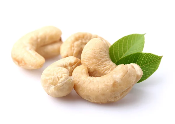 Cashew mit Blättern — Stockfoto