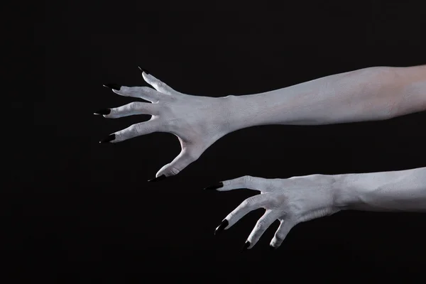 Duch ręce z czarne paznokcie — Zdjęcie stockowe