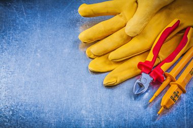 Elektrik test cihazı, Emanet eldiven