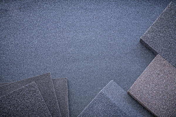 Abrasive sponges on emery paper