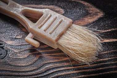 Eski boya fırçası