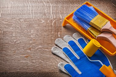 Merdane fırçalar boya ve deneyin