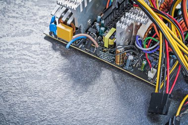 Elektrik düzeni kabloları bağlantısı 