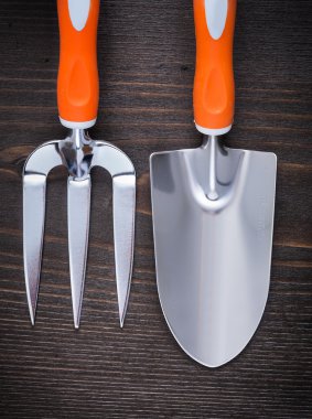 El spade ve mala çatal