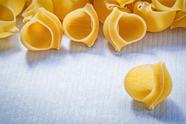 Heap of pasta shells — Stock Photo, Image