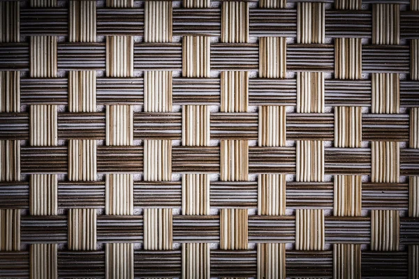 Vecchio tappeto di vimini spolverato — Foto Stock