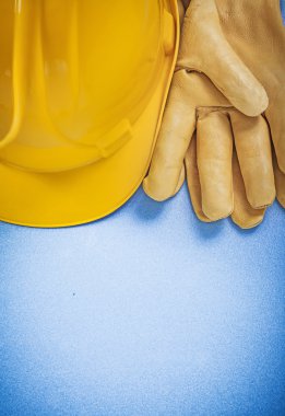 Bina kask ve deri Emanet eldiven 