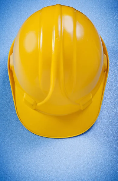 Yellow hard hat — Stock Photo, Image