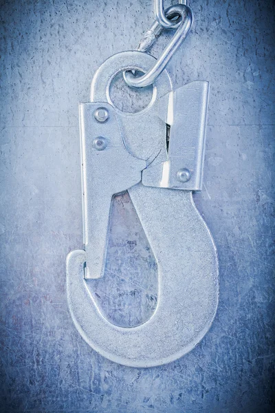 Metal chain carabiner — Stock Photo, Image