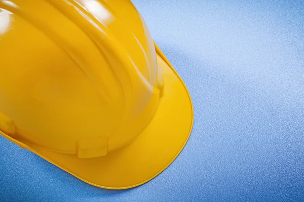 Yellow hard hat — Stock Photo, Image