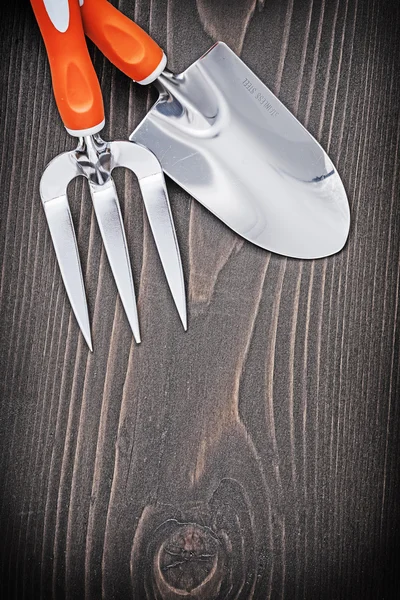 El spade ve mala çatal