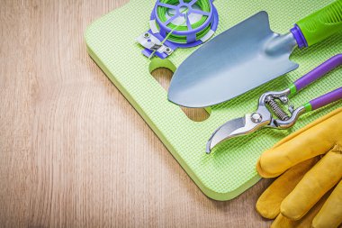 Tarım araçları kompozisyon