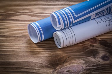 Antika ahşap tahta üzerinde mavi planları 