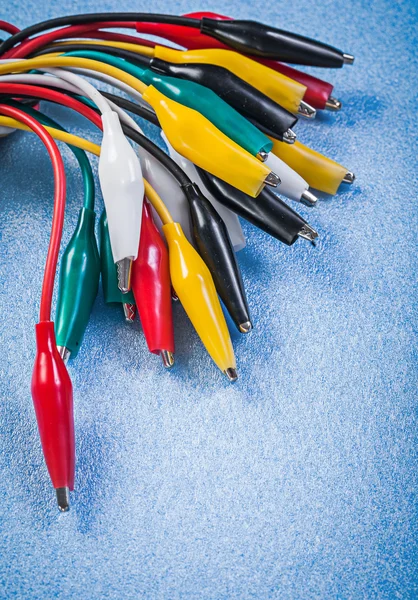Çok renkli kablo timsahlar bileşimi — Stok fotoğraf