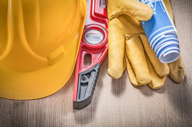 Kask koruyucu eldiven inşaat seviyesi mavi bluepr bina