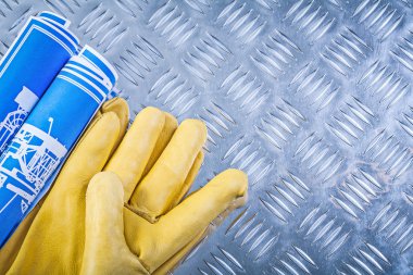 Mavi mühendislik çizimleri deri koruyucu eldivenler üzerinde oluklü m