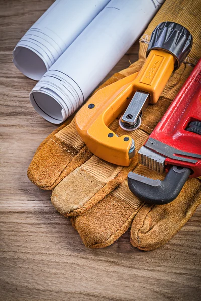 Dibujos de construcción guantes de seguridad llave de mono cortador de tubería — Foto de Stock