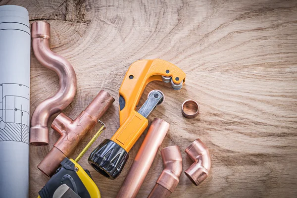 Planos de construcción de cinta métrica accesorios de corte de tubería de agua en — Foto de Stock