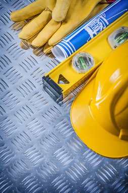 Mavi planları, plaka üzerinde zor şapka.