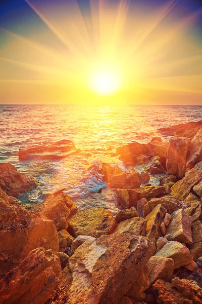 Denizi güzel gündoğumu — Stok fotoğraf