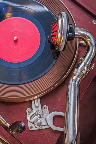 Old gramophone — Stock Photo, Image