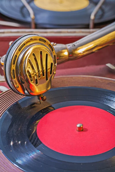 Old gramophone — Stock Photo, Image