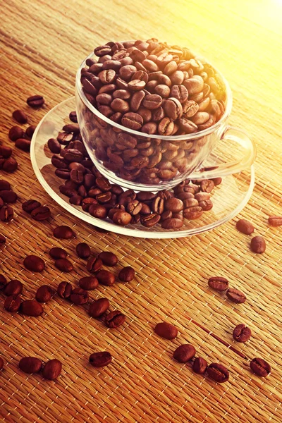 Coffee beans in cup — Stock Photo, Image