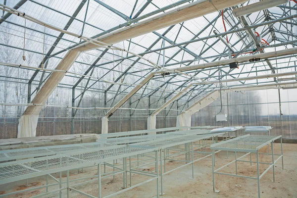 Empty greenhouse — Stock Photo, Image