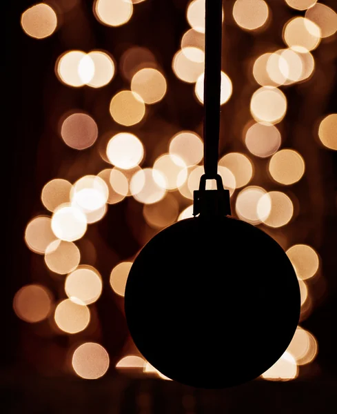 Silhouette der Weihnachtskugel — Stockfoto