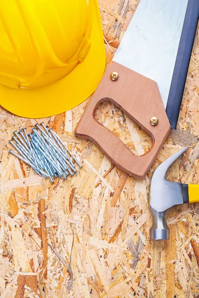 Handzaag klauw hamer en nagels — Stockfoto